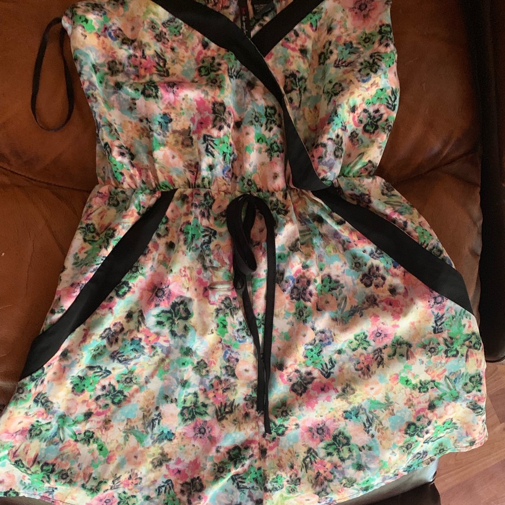 Medium romper free Los Angeles size medium